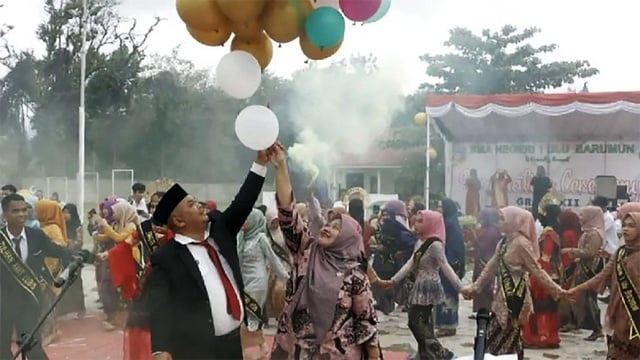 Sheren Laurensia dalam kegiatan OSIS
